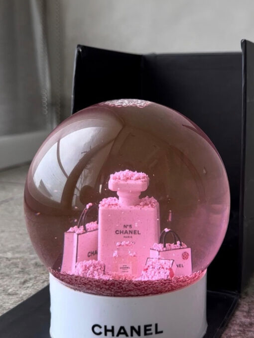 Chanel Dome Pink No.5 Perfume Snow Glow