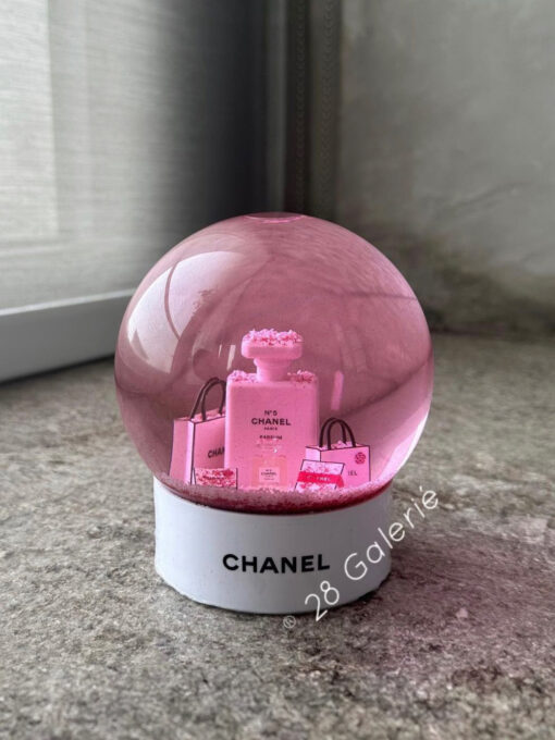 Chanel Dome Pink No.5 Perfume Snow Glow