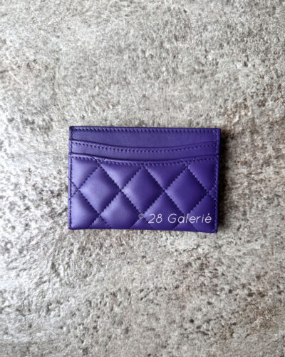 Chanel-Purple-Flat-Cardholder-in-Lambskin-Leather-and-Silver-Hardware