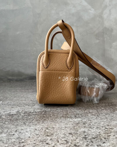 Hermes Mini Lindy 20 in Biscuit Togo Leather and Gold Hardware