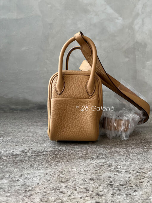 Hermes Mini Lindy 20 in Biscuit Togo Leather and Gold Hardware