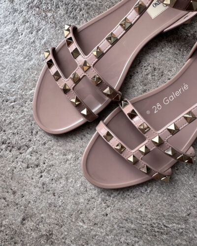 Valentino Garavani Nude Rockstud Rubber Sandals in Size 39