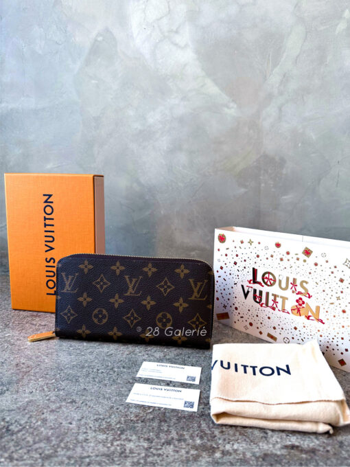 Louis Vuitton Zippy Wallet in Monogram Canvas & Gold Hardware (Fuchsia Interior)