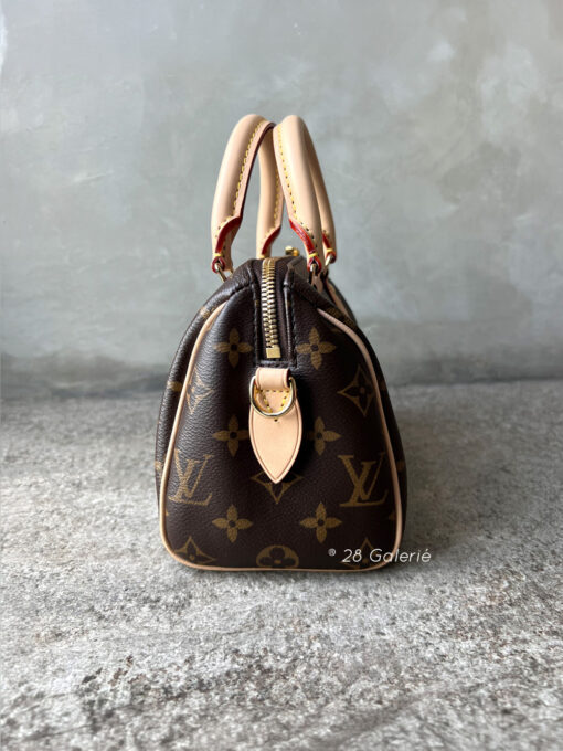 Louis Vuitton Speedy 20 Bandoulière in Monogram Canvas with Jacquard Strap