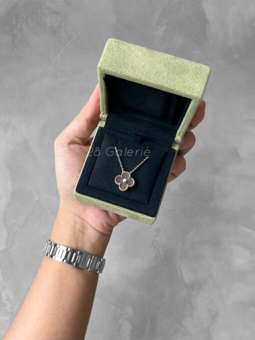 Van Cleef & Arpels 18K Rose Gold 2023 Holiday Pendant Silver Obsidian Diamond Vintage Alahambra Necklace