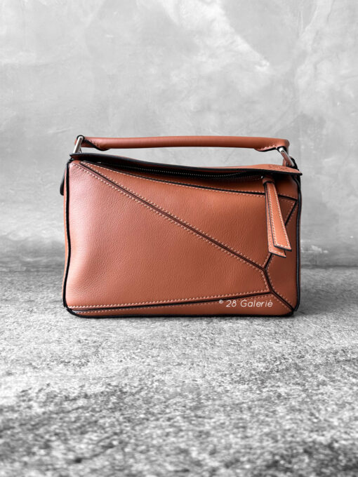 Loewe Small Tan Puzzle Bag in Calfskin Leather and Silver Hardware