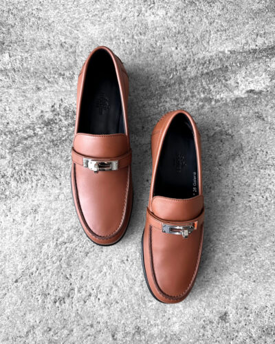 Hermes Gold Destin Loafer in Calfskin Leather & Palladium Kelly Buckle