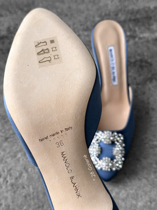 Manolo Blahnik Blue Hangisi 70mm Pumps in Satin Fabric/Leather