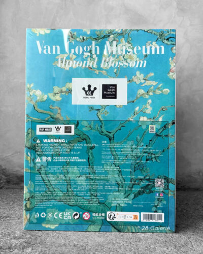 Pop Mart Mega Royal Molly 400% Van Gogh Museum Almond Blossom