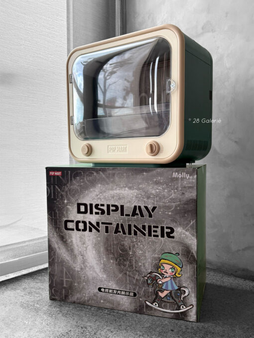 Pop mart Molly Display TV Container