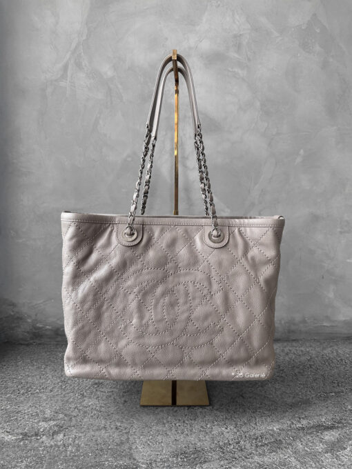 Chanel Beige Matelasse Wild Stitch Medium Tote Bag in Caviar Leather and Silver Hardware