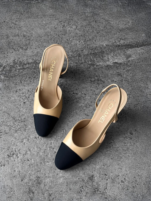 Chanel Beige/Black 3.5” heel Slingback size 36