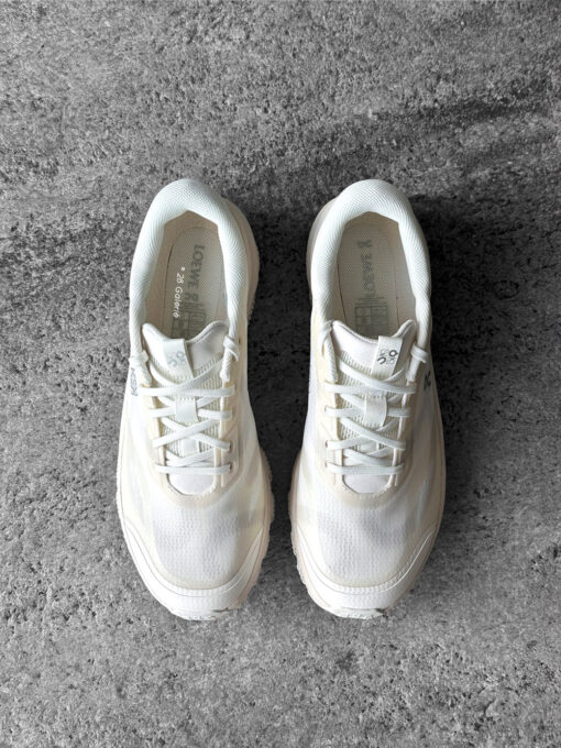 Loewe x On Cloudventure 2.0 Eggshell size 42eu