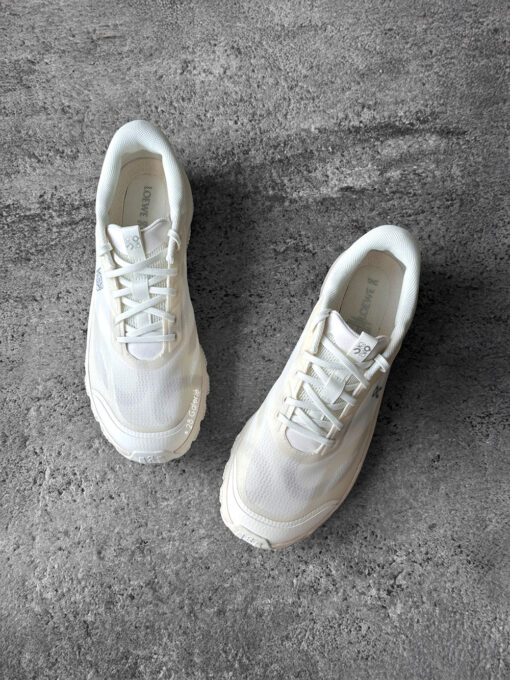 Loewe x On Cloudventure 2.0 Eggshell size 42eu