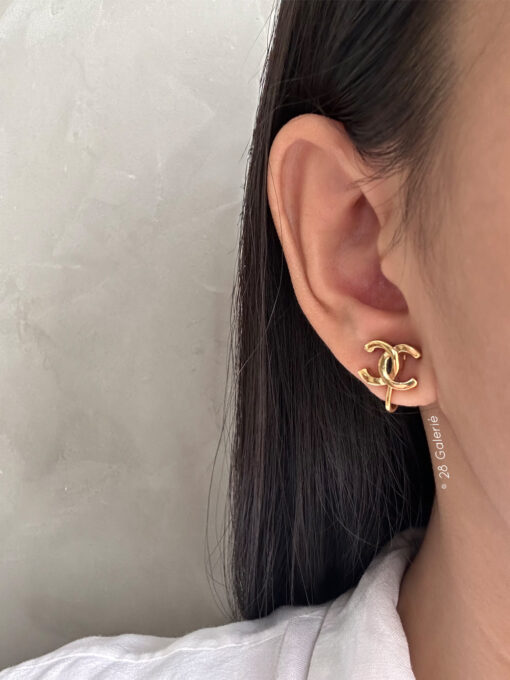 CHANEL VINTAGE GOLD PLATED INTERLOCKING CC EARRINGS