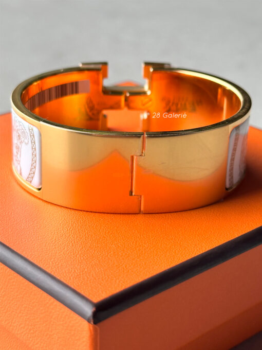 Hermes Clic Clac H Jour de Casting Bracelet Yellow gold Plated