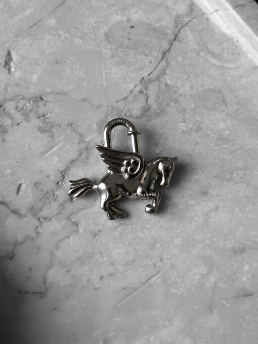 Hermes Le Cheval Pegasus Cadena Lock in Silver Hardware