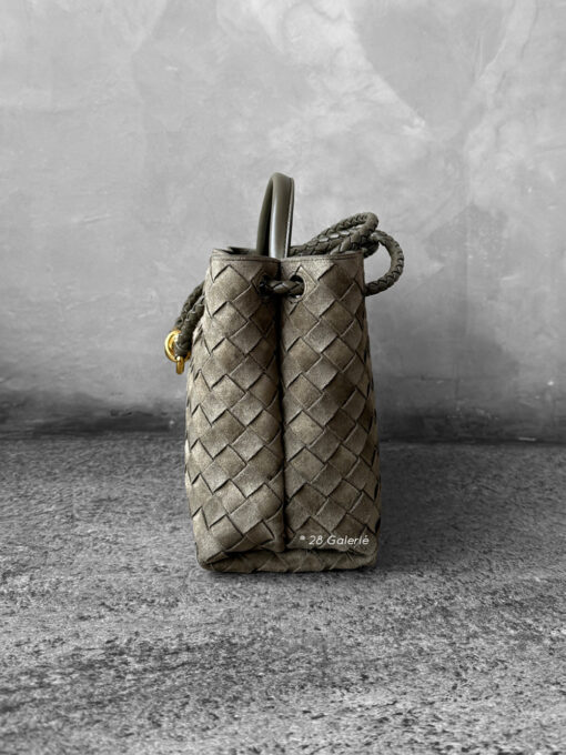 Bottega Veneta Small Andiamo Top Handle Bag in Cypress Intrecciato suede. A refined, structured silhouette showcasing timeless craftsmanship and elegance.
