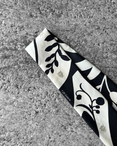 Hermes Bouquet Final Leather Fringe Twilly - Cream Black