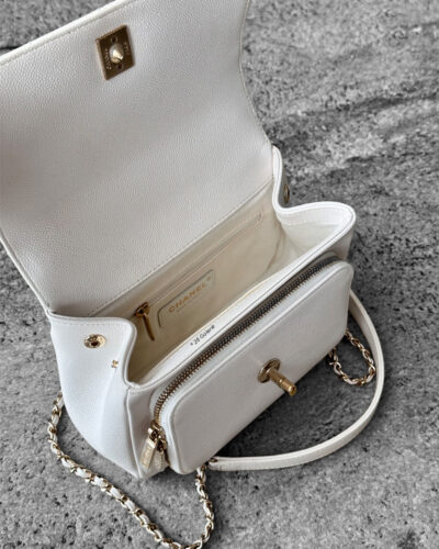 Chanel White Business Affinity Flap Bag in Caviar Leather and Gold Hardware