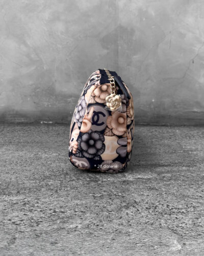 Chanel Blue 2016 Cat Emoticon Cosmetic Pouch