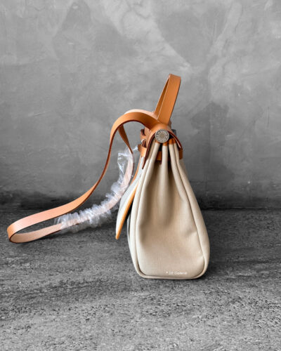 Hermes Herbag Zip 31 in Natural Vache Hunter Leather and Gold hardware