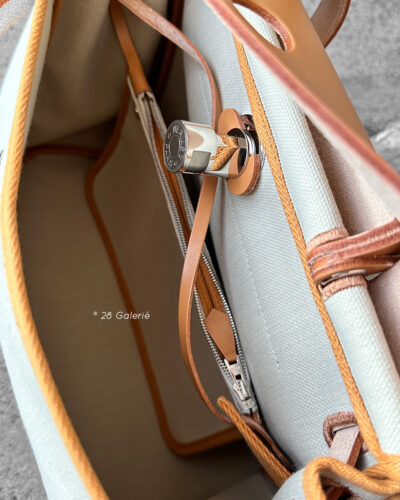 Hermes Herbag Zip 31 in Natural Vache Hunter Leather and Gold hardware