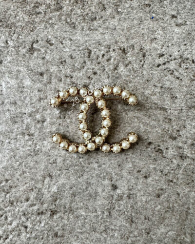 Chanel Pearl Brooch Pin Gold