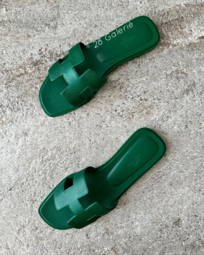 Hermes Green Oran Flat Sandals in Epsom Leather s37