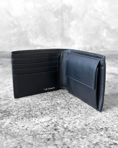 Bottega Veneta Black Bifold Wallet in Intrecciato Leather