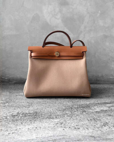 Hermes Natural Vache and Beton Toile Zip 31 Herbag and Gold Hardware