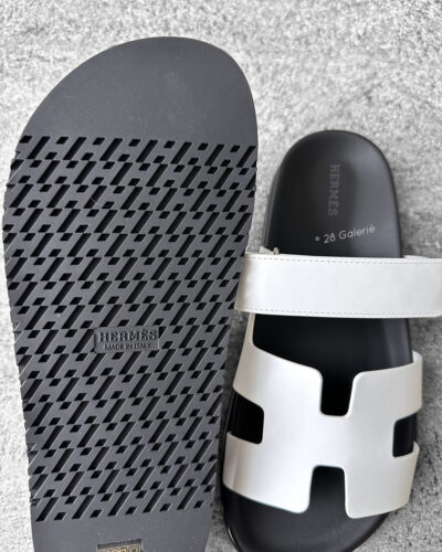 Hermes White Chypre Sandals in Calfskin Leather and Silver Hardware