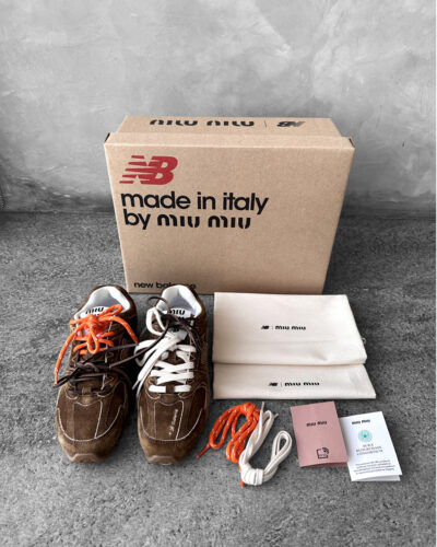 Miu Miu x New Balance Cinnamon 530 SL Sneakers in Suede Leather