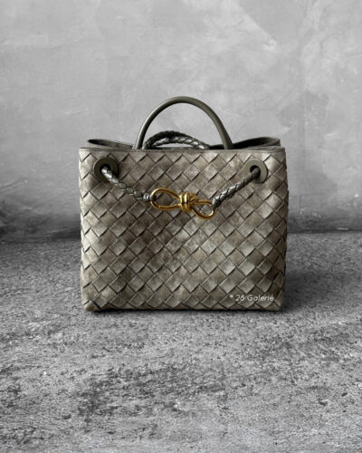 Bottega Veneta Small Andiamo Top Handle Bag in Cypress Intrecciato suede. A refined, structured silhouette showcasing timeless craftsmanship and elegance.