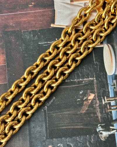 Chanel Coco Mark Vintage Gold Plated Chain Belt