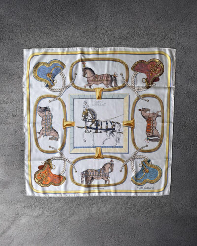 Hermes Grand Apparat Forever Scarf 90 - Creme Gold Multicolored