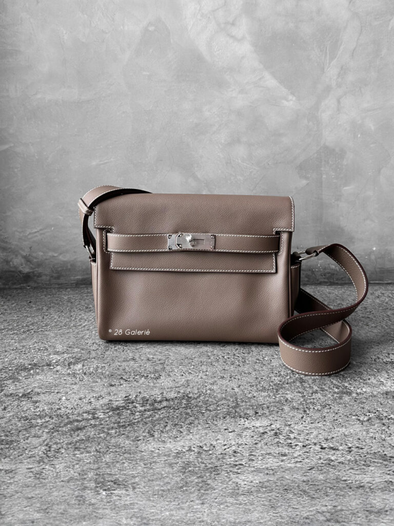 Hermes Etoupe Kelly Messenger Pm Bag Swift Calfskin and Palladium Hardware