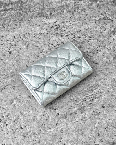 Chanel Metallic Silver Classic Flap Card Holder in Caviar Leather & Silver Hardware