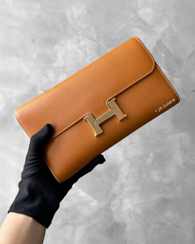 C:\Users\merry\Desktop\Hermes Gold Constance To Go in Epsom Leather and Gold Hardware