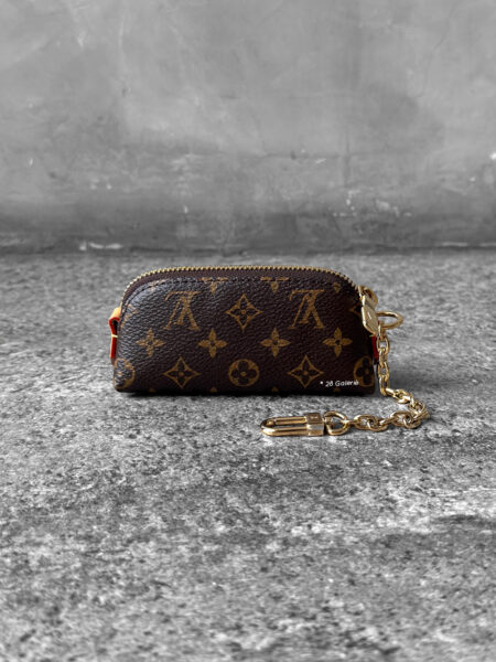 Louis Vuitton Cosmetic Pouch in Monogram Canvas & Gold Hardware