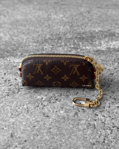 Louis Vuitton Cosmetic Pouch in Monogram Canvas & Gold Hardware