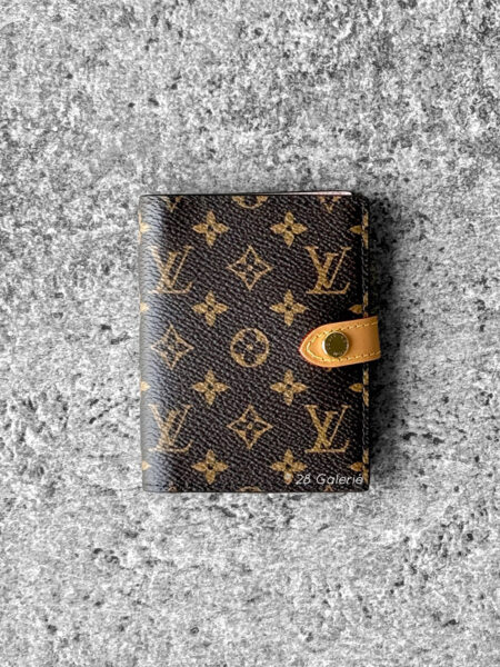 Louis Vuitton Mattifying Paper Case in Monogram Canvas & Gold Hardware
