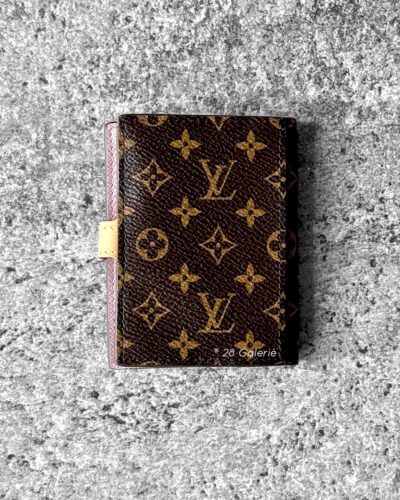 Louis Vuitton Mattifying Paper Case in Monogram Canvas & Gold Hardware